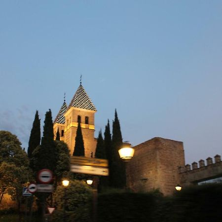 El Rincon De Puerta Nueva Apartman Toledo Kültér fotó