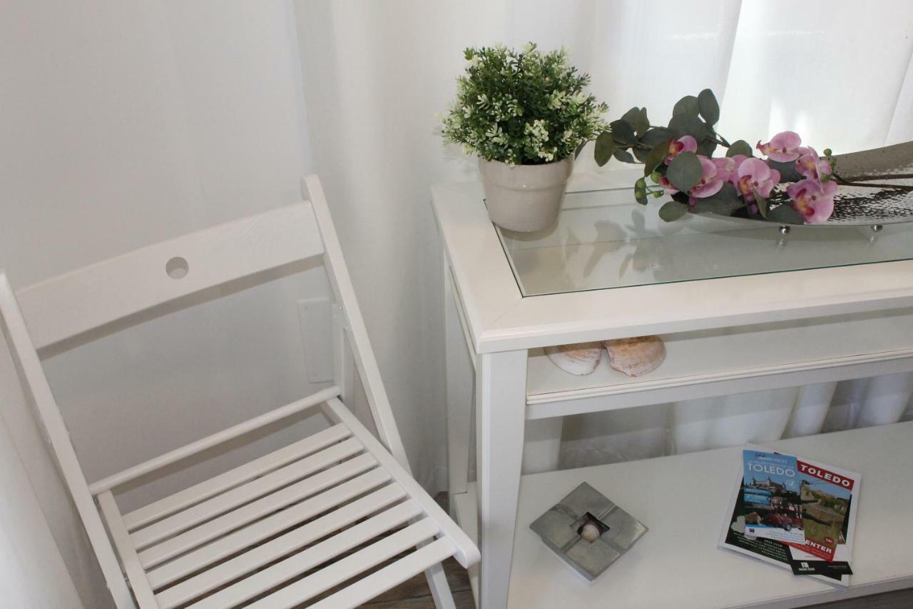 El Rincon De Puerta Nueva Apartman Toledo Kültér fotó